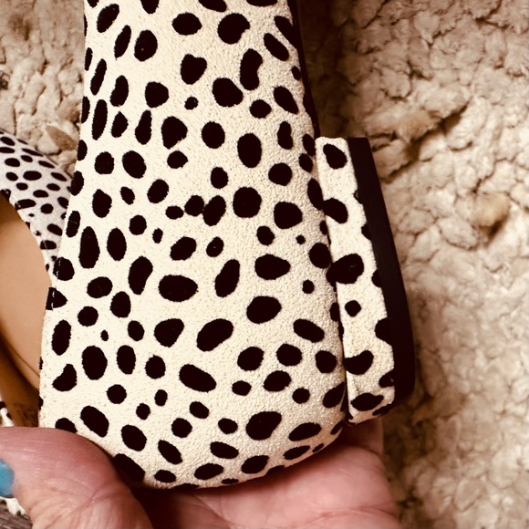 Vionic Women's Leopard Black and Cream Pointed Toe Semi-Flats Shoes Size 8 - Picture 6 of 7